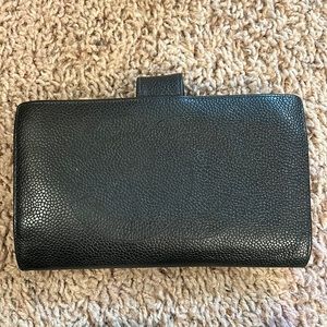 Black caviar Chanel wallet